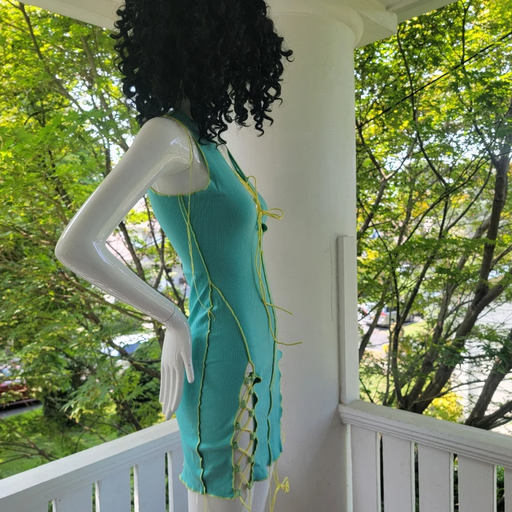 Sleeveless Aqua Lace-Up Bodycon Dress S
